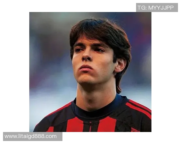 聚焦头像设计展现足球球星独特魅力与激情瞬间